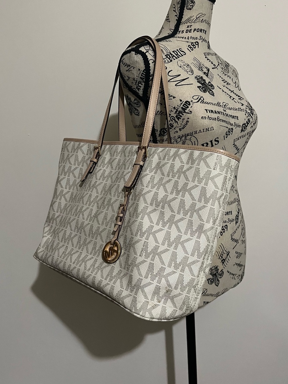 Michael Kors MK Jet Set Travel Tote Vanilla Large Cute Stylish Bag Purse Handbag